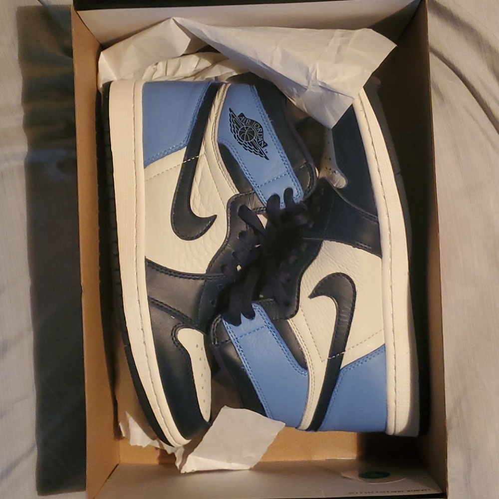 Unc Obsidian Jordan 1 high OG